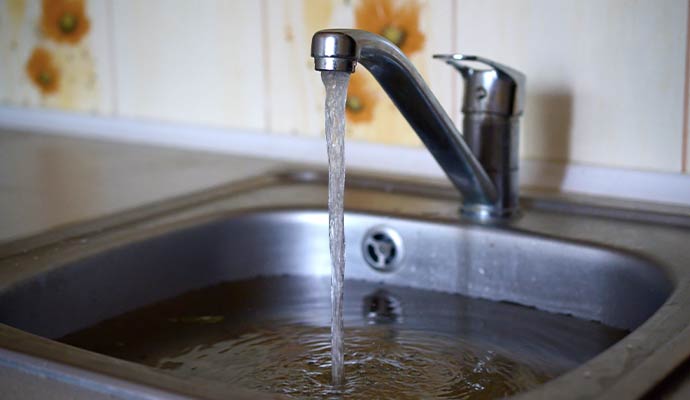 Kitchen sink overflow
