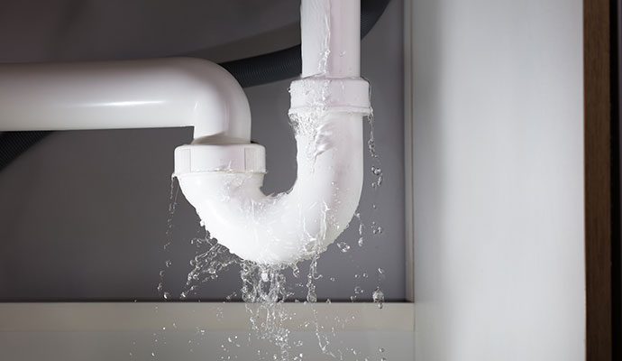 Leaking sink drain pipe